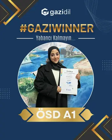 GaziDil’de sertifikasıyla poz veren öğrenci